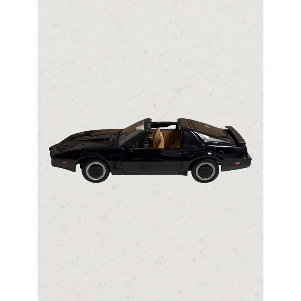 2003 Knight Rider KITT 1:18 Pontiac Trans Am ERTL Universal Die Cast